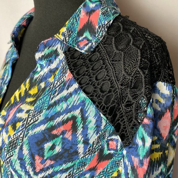 No Boundaries Blouse Lace Shoulders and Backing Tie Front Multicolor Pattern - Picture 5 of 8